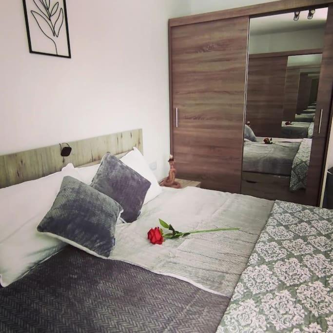 Mr.zagreb, Apartman****budite Nasi Gosti Apartment *